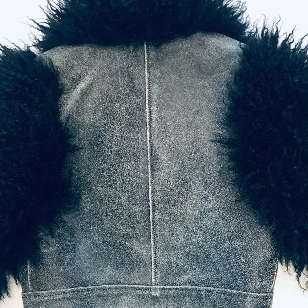 Cropped Leather and fur sleeves Jacket - Picture 3 of 7